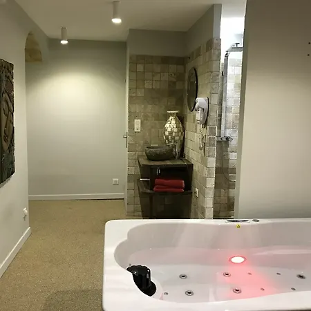 Konukevi House With 3*