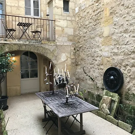 Vendégház House With